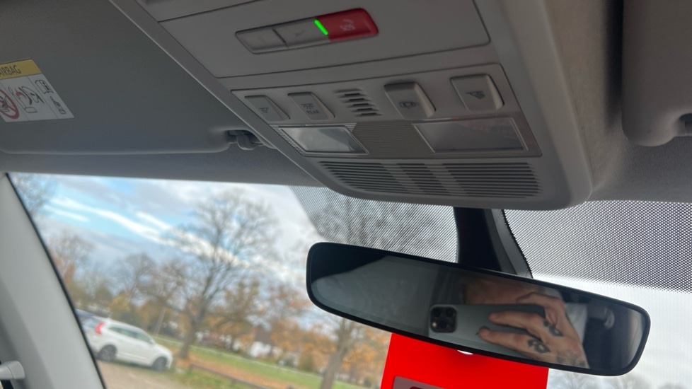 Used Volkswagen Transporter 2023 for sale - 76452204: Photo 41