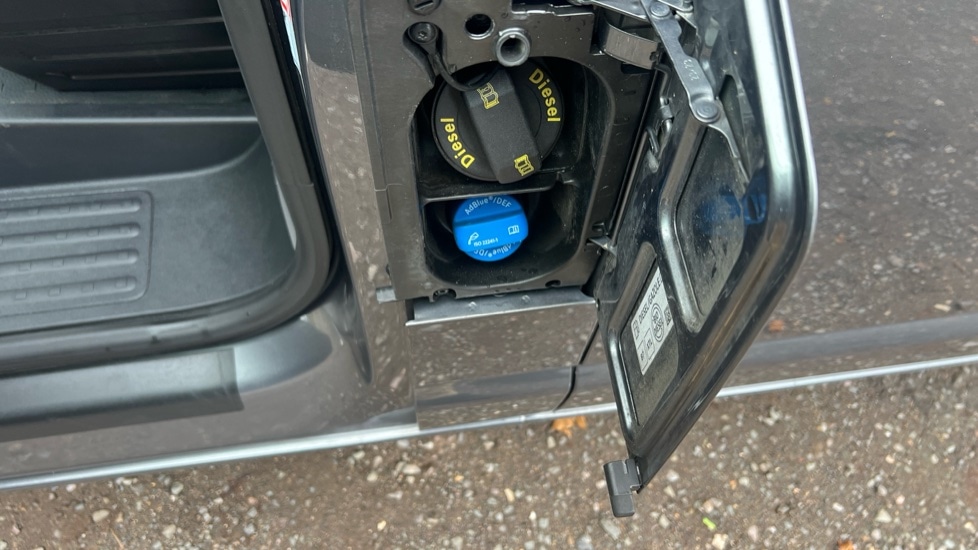 Used Volkswagen Transporter 2023 for sale - 76452204: Photo 46