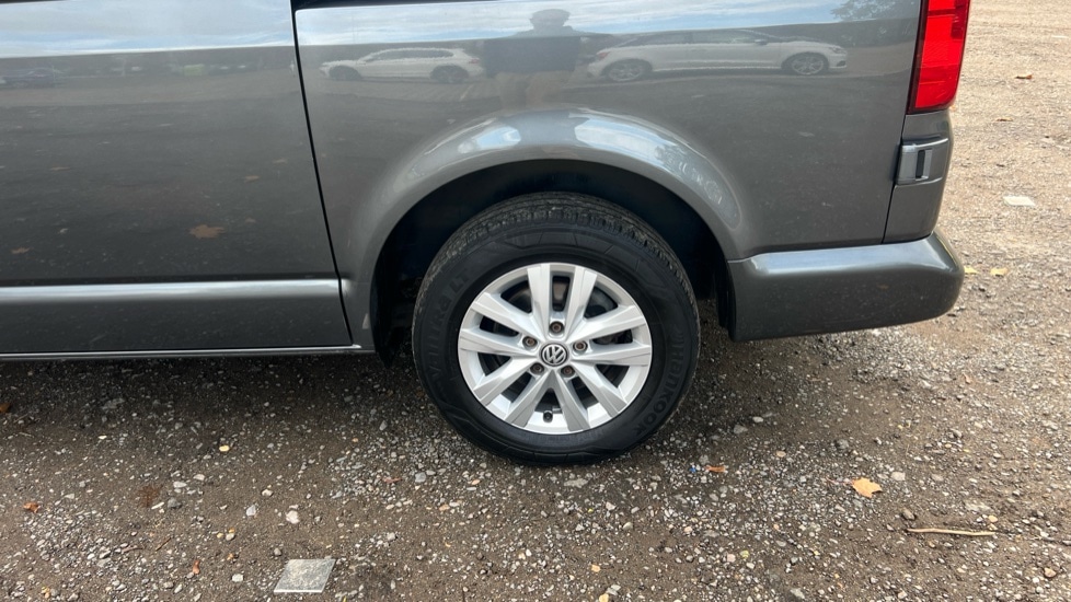 Used Volkswagen Transporter 2023 for sale - 76452204: Photo 5