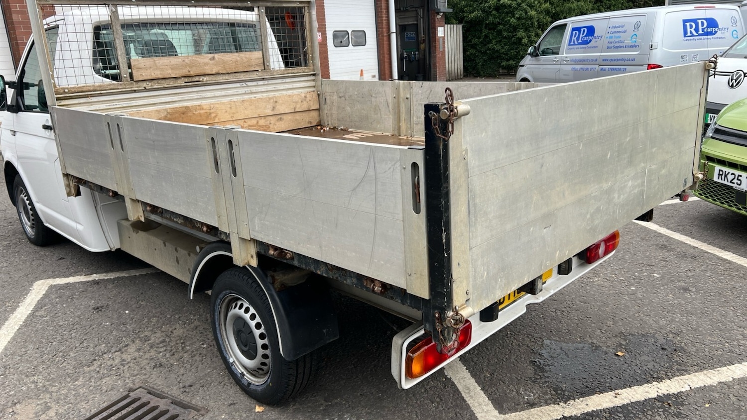 Vehicle 44