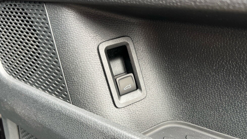 Used Volkswagen ID.Buzz 2025 for sale - 76475158: Photo 37