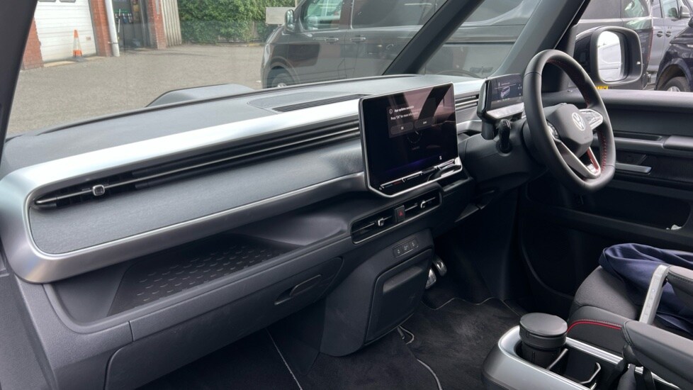 Used Volkswagen ID.Buzz 2025 for sale - 76475158: Photo 6