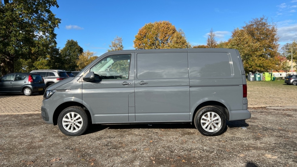 Used Volkswagen Transporter 2023 for sale - 76602886: Photo 18