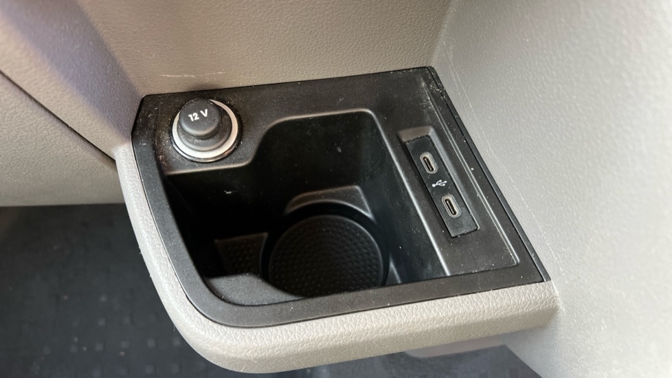 Used Volkswagen Transporter 2023 for sale - 76602886: Photo 30