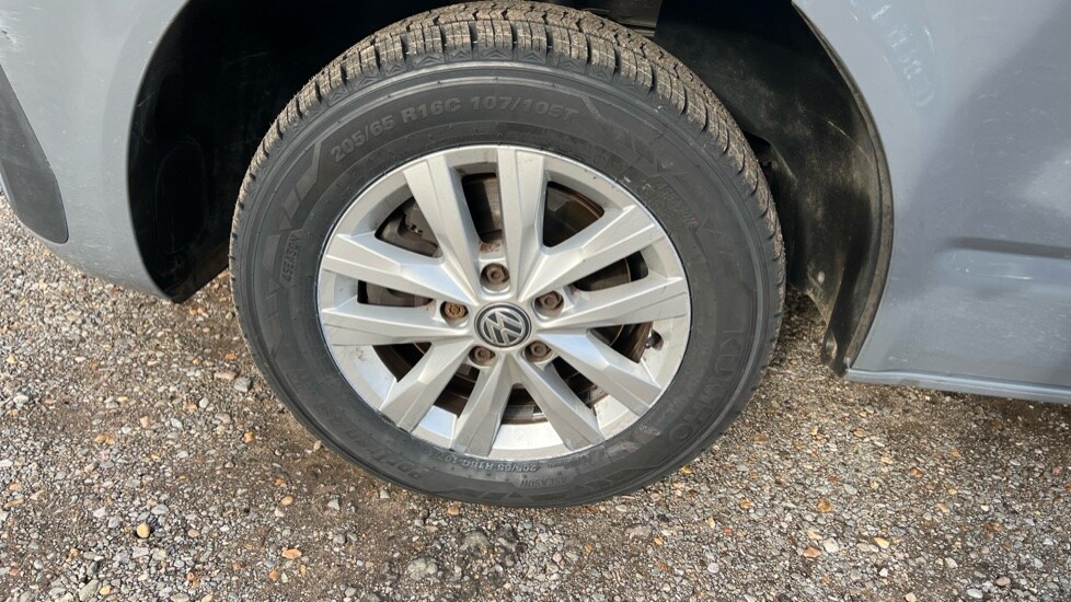 Used Volkswagen Transporter 2023 for sale - 76602886: Photo 44