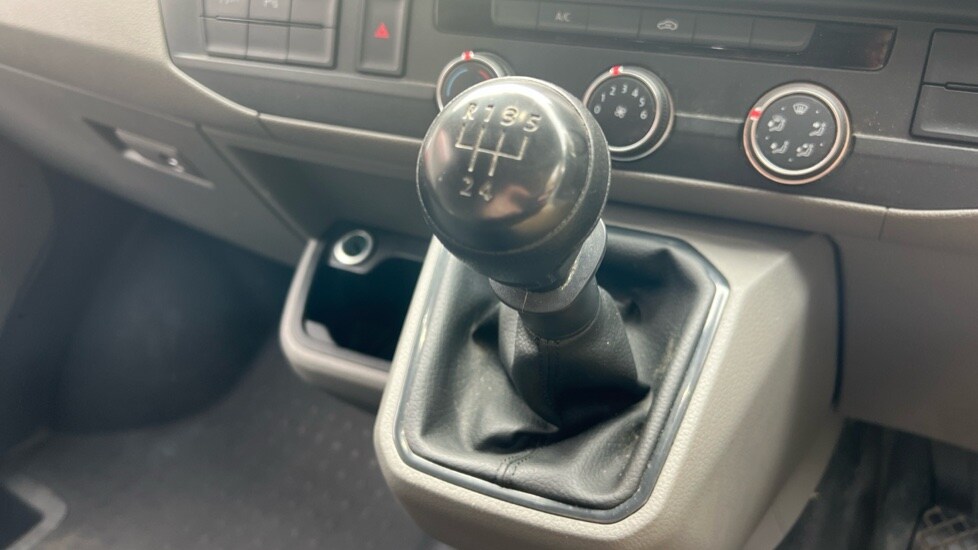 Used Volkswagen Transporter 2021 for sale - 76117088: Photo 14