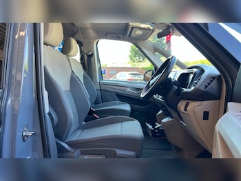 Used Volkswagen Multivan 2023 for sale - 75467449: Photo