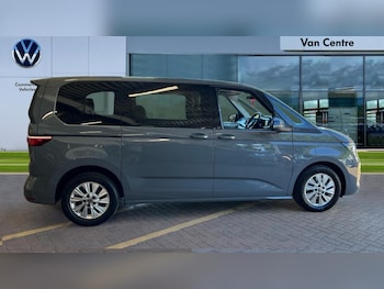 Used Volkswagen Multivan 2023 for sale - 75467449: Photo