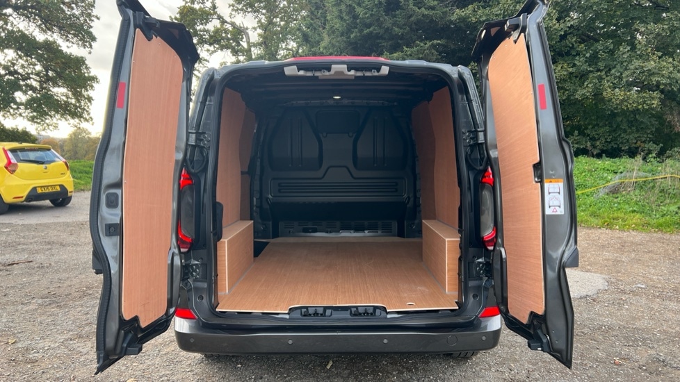 Used Volkswagen Transporter 2025 for sale - 75467993: Photo 10