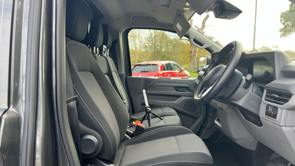 Used Volkswagen Transporter 2025 for sale - 75467993: Photo 2