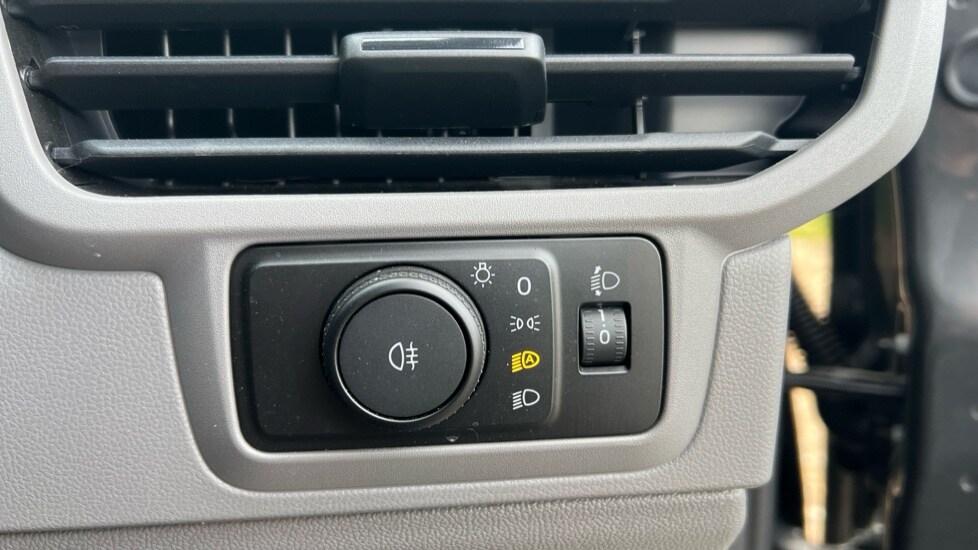 Used Volkswagen Transporter 2025 for sale - 75467993: Photo 29