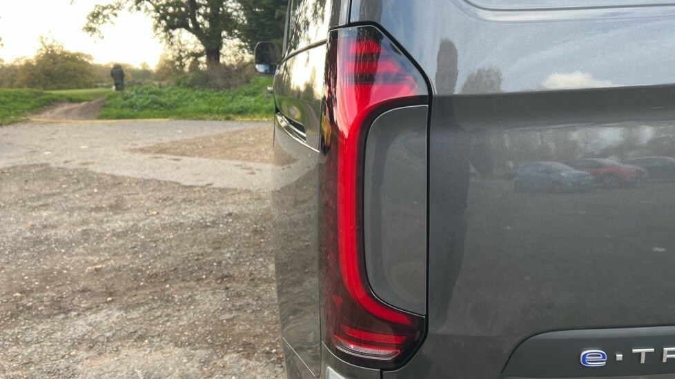 Used Volkswagen Transporter 2025 for sale - 75467993: Photo 45