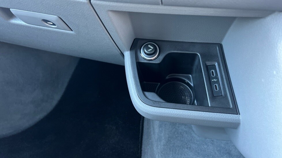 Used Volkswagen California 2023 for sale - 76696442: Photo 37