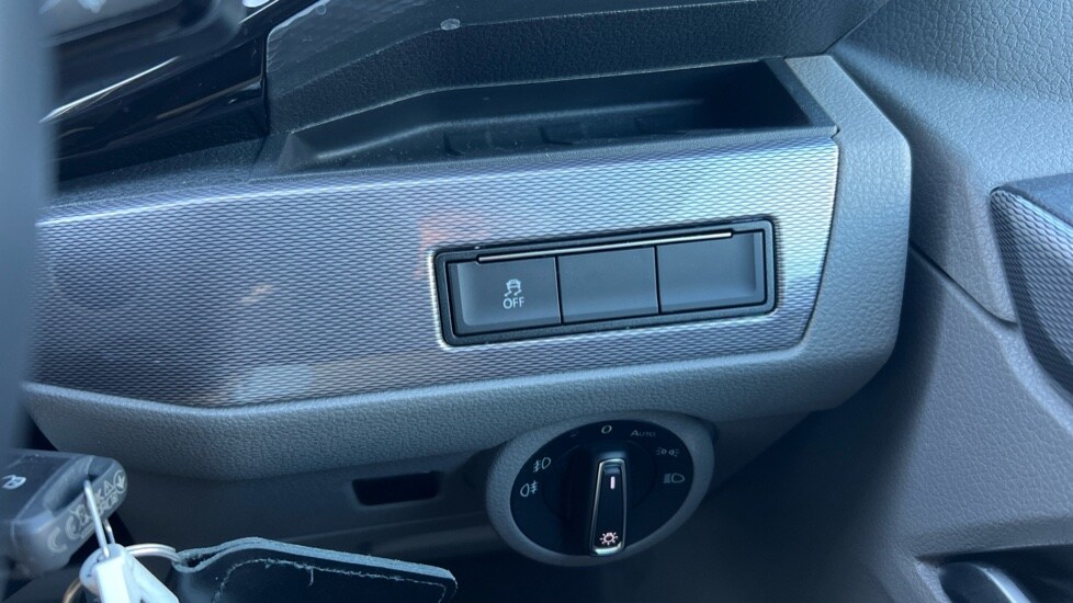 Used Volkswagen California 2023 for sale - 76696442: Photo 38