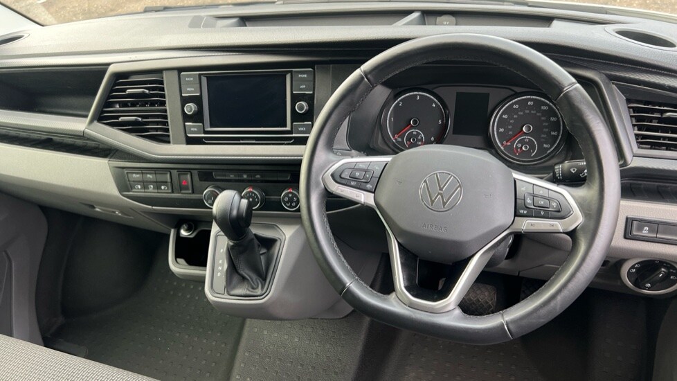 Used Volkswagen Transporter 2024 for sale - 76556801: Photo 11