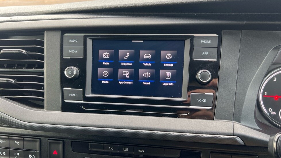 Used Volkswagen Transporter 2024 for sale - 76556801: Photo 16