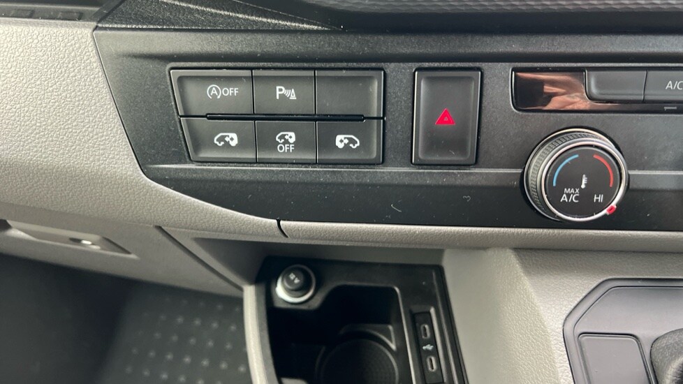 Used Volkswagen Transporter 2024 for sale - 76556801: Photo 36