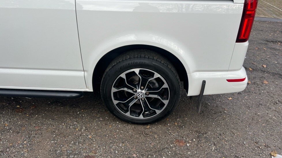 Used Volkswagen Transporter 2024 for sale - 76556801: Photo 5