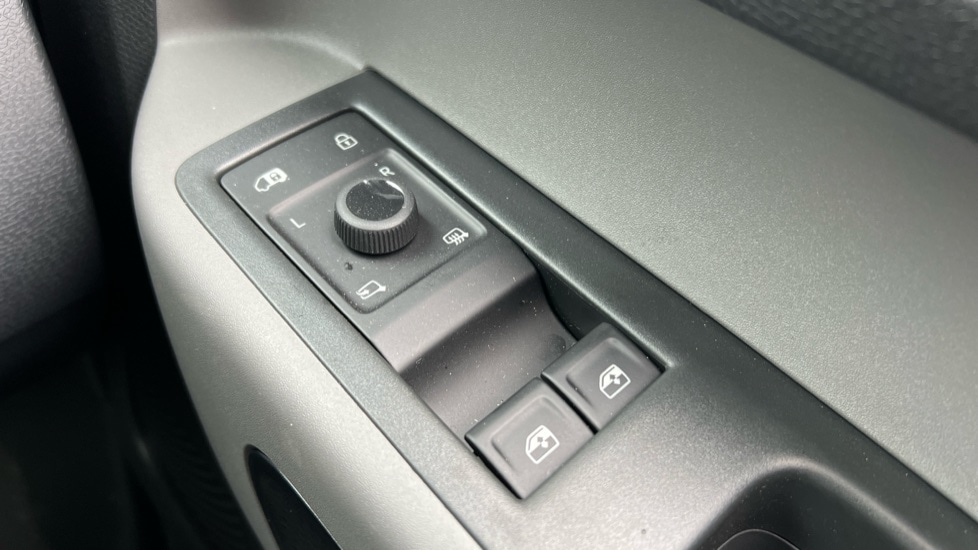 Used Volkswagen ID.Buzz 2025 for sale - 76428087: Photo 25