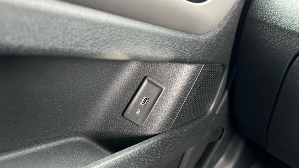 Used Volkswagen ID.Buzz 2025 for sale - 76428087: Photo 26