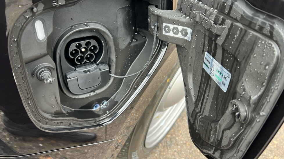 Used Volkswagen ID.Buzz 2025 for sale - 76428087: Photo 51