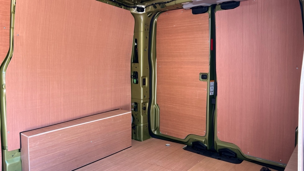 Used Volkswagen Transporter 2025 for sale - 76366461: Photo 9