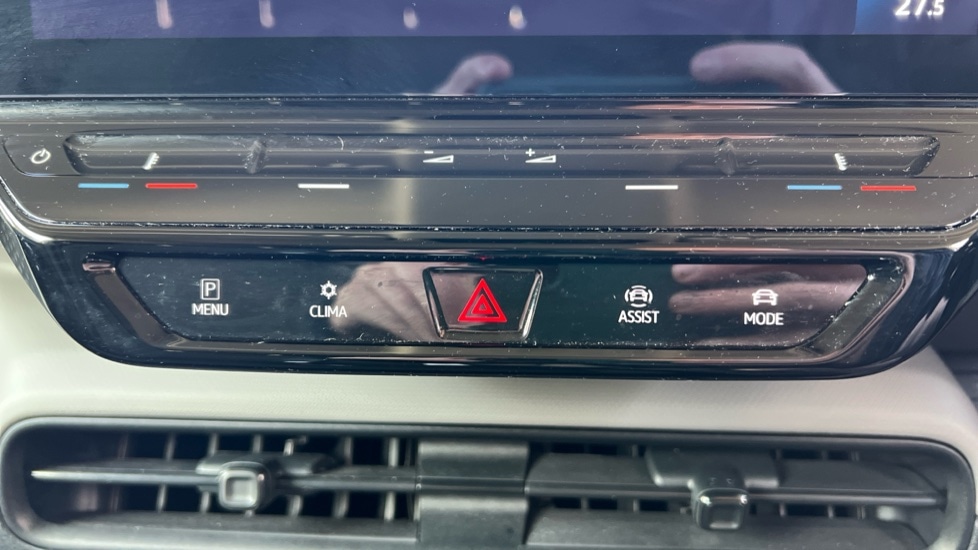 Used Volkswagen ID.Buzz 2023 for sale - 77010292: Photo 32