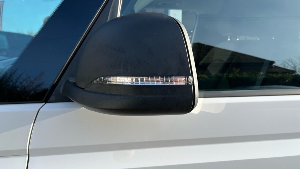 Used Volkswagen ID.Buzz 2023 for sale - 77010292: Photo 41