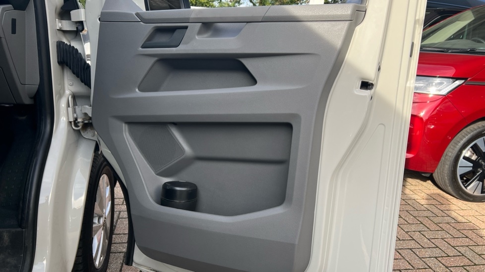 Used Volkswagen Transporter 2022 for sale - 76161537: Photo 38