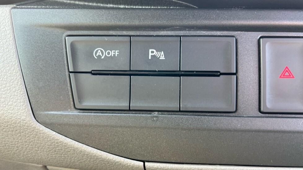 Used Volkswagen Transporter 2023 for sale - 75943261: Photo 28