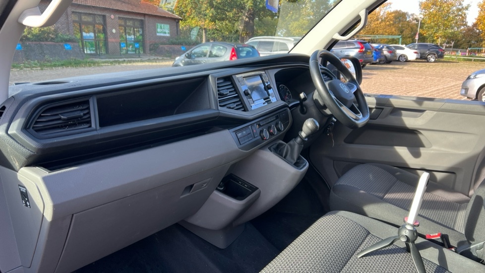 Used Volkswagen Transporter 2023 for sale - 75943261: Photo 6