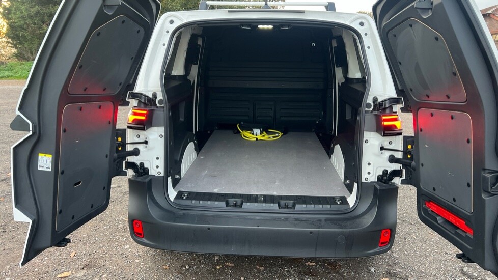 Used Volkswagen ID.Buzz 2025 for sale - 76475069: Photo 10