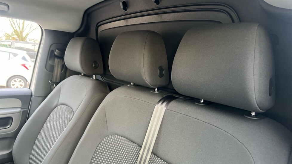 Used Volkswagen ID.Buzz 2025 for sale - 76475069: Photo 17