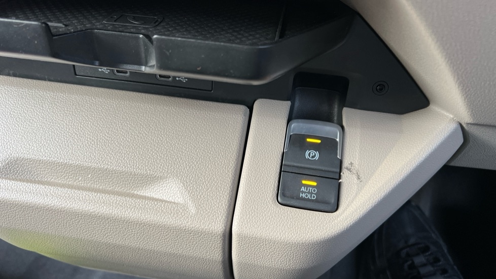 Used Volkswagen Multivan 2025 for sale - 76297571: Photo 36