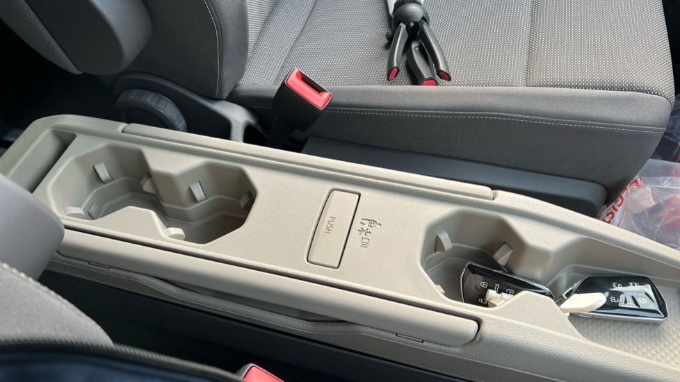 Used Volkswagen Multivan 2025 for sale - 76297571: Photo 39
