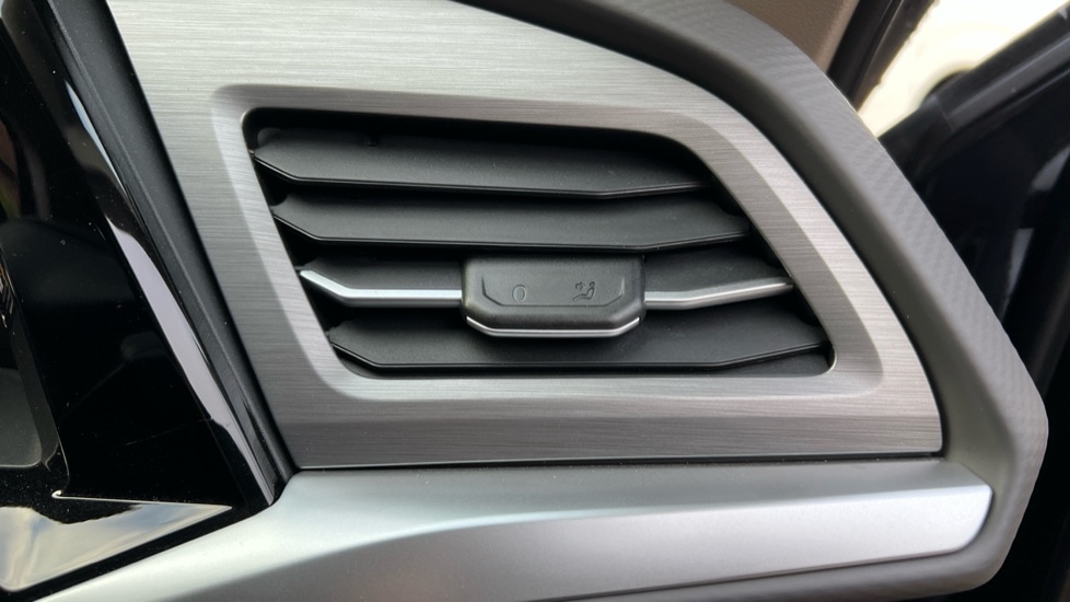 Used Volkswagen Multivan 2025 for sale - 76297571: Photo 41