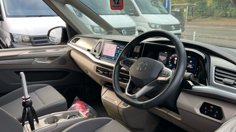 Used Volkswagen Multivan 2025 for sale - 76297571: Photo 6