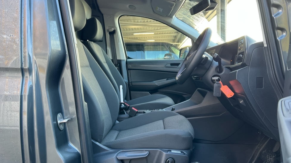 Used Volkswagen Caddy 2025 for sale - 75467531: Photo 2