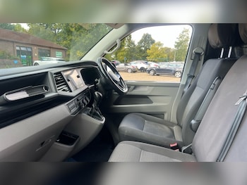Used Volkswagen Transporter 2021 for sale - 76208824: Photo