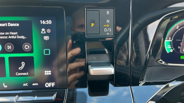 Used Volkswagen Multivan 2025 for sale - 76161430: Photo 14