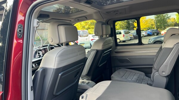 Used Volkswagen Multivan 2025 for sale - 76161430: Photo 22