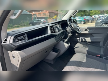 Used Volkswagen Transporter 2021 for sale - 75467828: Photo