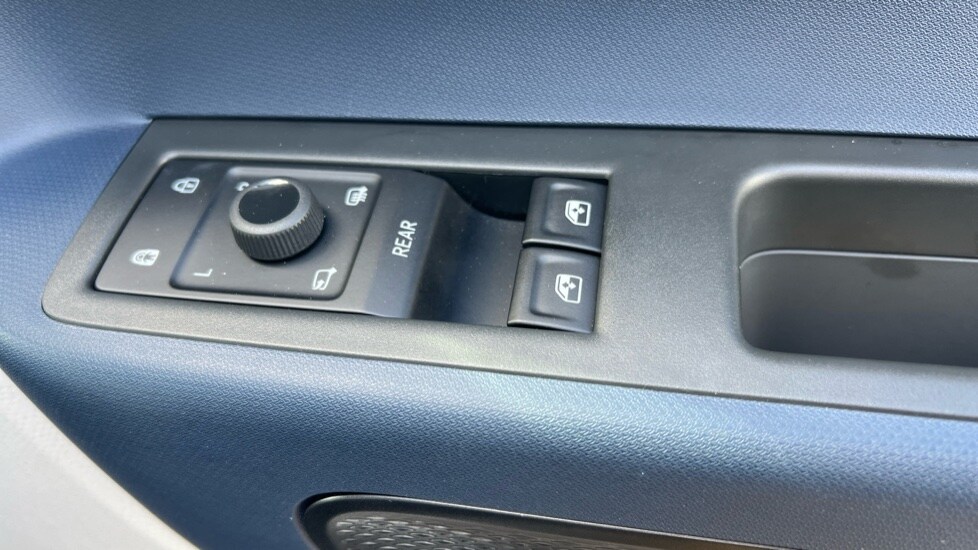 Used Volkswagen ID-Buzz 2024 for sale - 76140087: Photo 39
