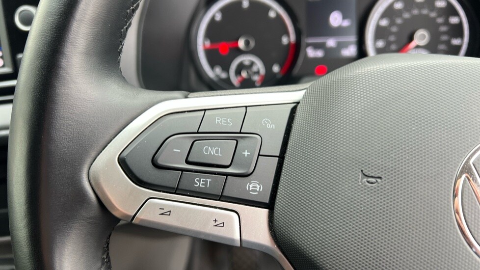 Used Volkswagen Transporter 2024 for sale - 76474992: Photo 24