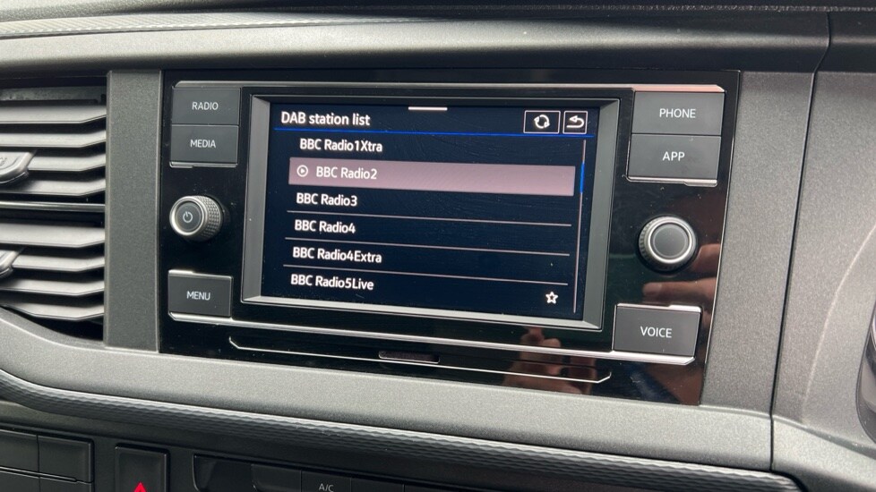 Used Volkswagen Transporter 2024 for sale - 76474992: Photo 30