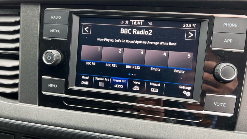 Used Volkswagen Transporter 2024 for sale - 76474992: Photo 35