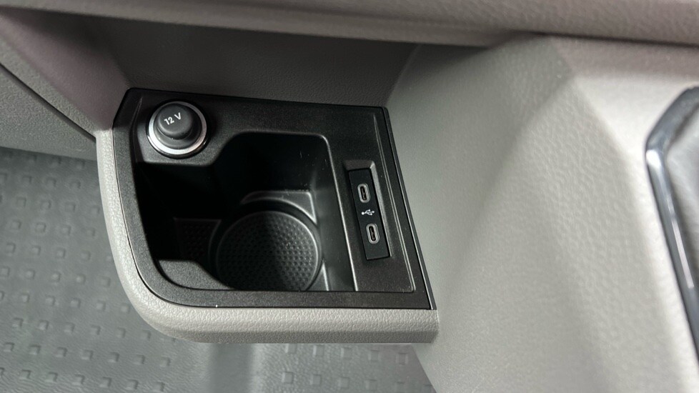 Used Volkswagen Transporter 2024 for sale - 76474992: Photo 36