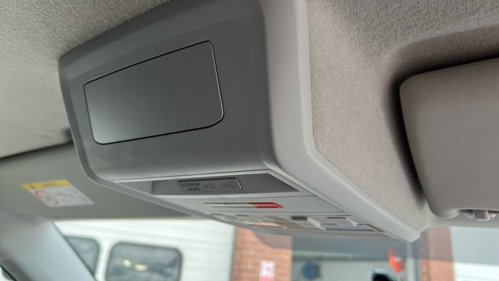 Used Volkswagen Transporter 2024 for sale - 76474992: Photo 39