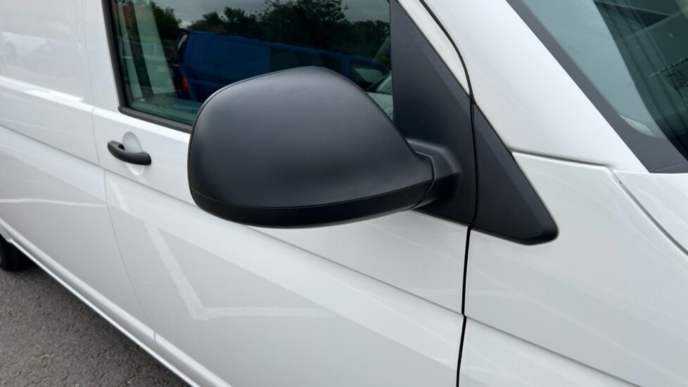 Used Volkswagen Transporter 2024 for sale - 76474992: Photo 41