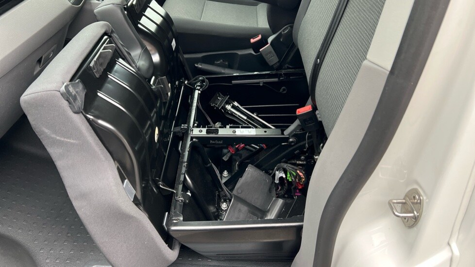 Used Volkswagen Transporter 2024 for sale - 76474992: Photo 46